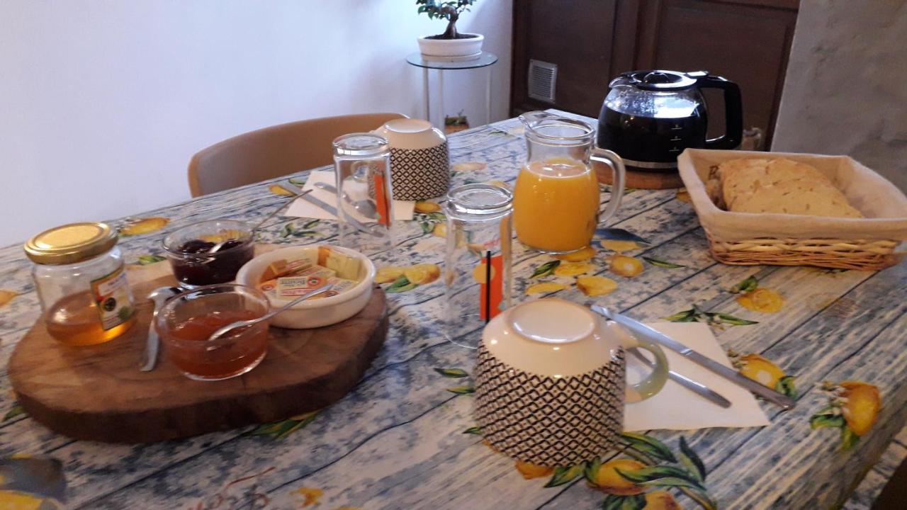 Saint-Paul-des-Fonts Les Tremieres B&B 외부 사진